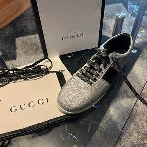 Men’s Gucci shoes size 11